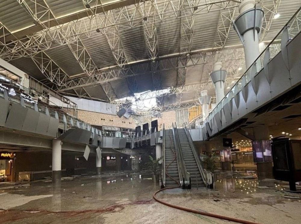 Missili e droni sul Kuwait: colpito l'aeroporto internazionale