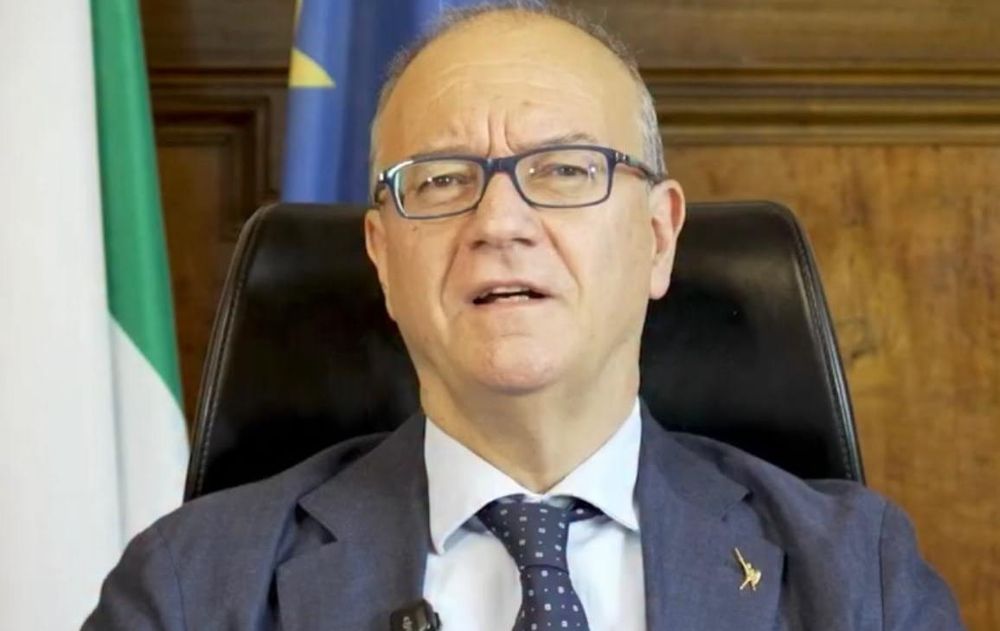 Valditara: "Nessun ostacolo alla prevenzione sessuale nelle scuole, la normativa non la vieta"