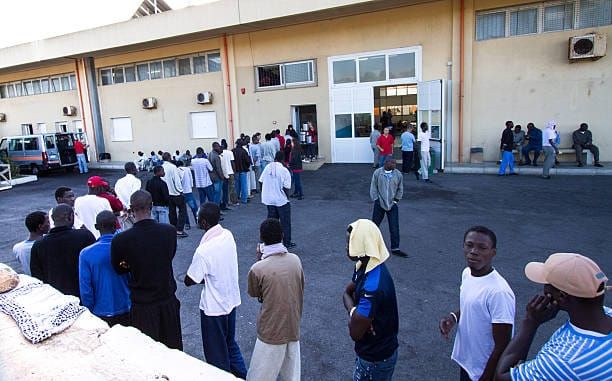 Migranti, via libera del Cdm al decreto per il Patto Ue: cambiano asilo e rimpatri