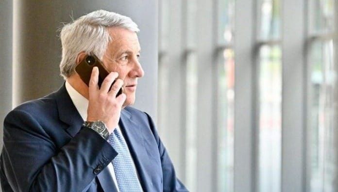 Medio Oriente. Tajani a Radio Globo: “Non filmate le esplosioni, mettetevi al sicuro”