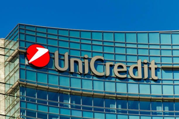 UniCredit: accordo per l'uscita parziale dalla Russia. Cessione a investitore degli Emirati Arabi