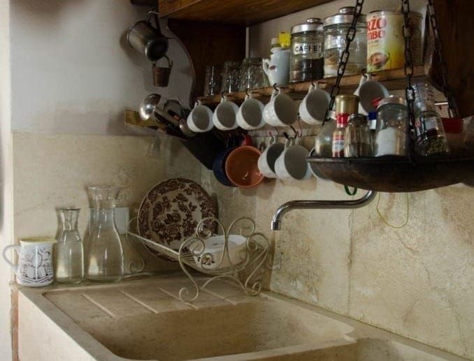 L’estetica dell’assenza: come le case hanno smesso di raccontare chi siamo