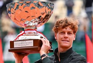 Sinner nella storia: trionfo a Montecarlo e ritorno al numero 1