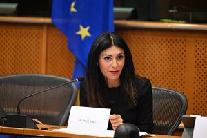 Picierno: “La casa dei riformisti non c’è più”, la vicepresidente del Pe lascia il Pd