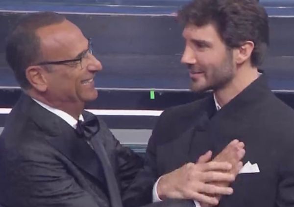 Sanremo 2027, De Martino conduttore e direttore artistico