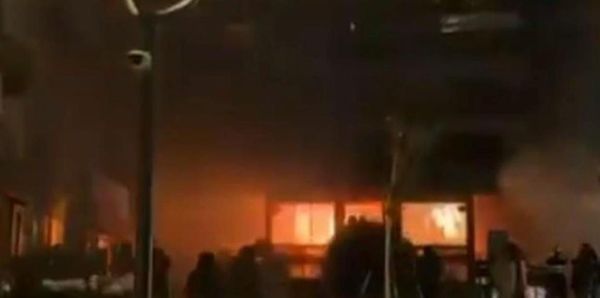 Rogo di Capodanno a Crans Montana, indagati i gestori del locale