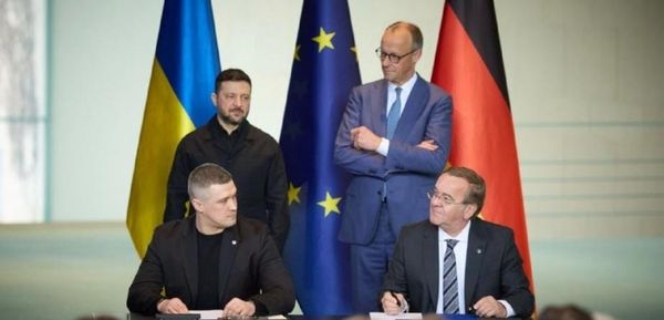 Ucraina-Germania: siglato accordo su scambio dati campo battaglia e IA per difesa