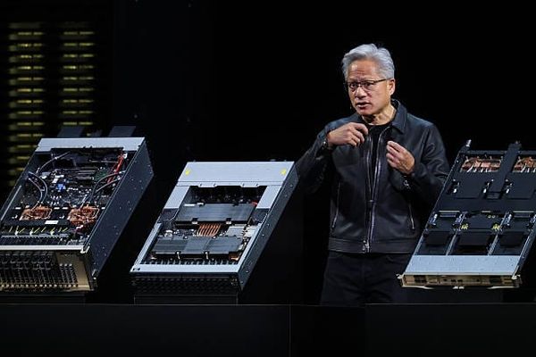 USA, maxi piano sull’IA: 9 miliardi alle agenzie d’intelligence per colmare il gap tecnologico