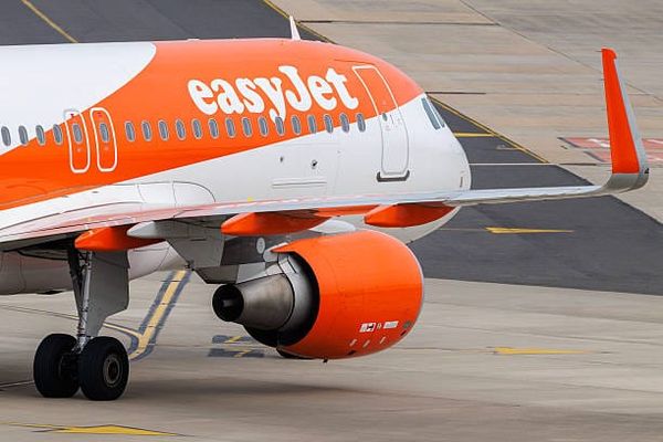 Antitrust, mirino su easyJet: sospetti di trappole online sui costi dei bagagli