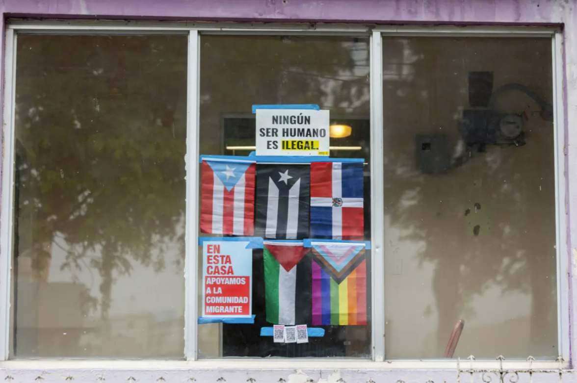 Sindicato censura cooperación del gobierno con "ICE"