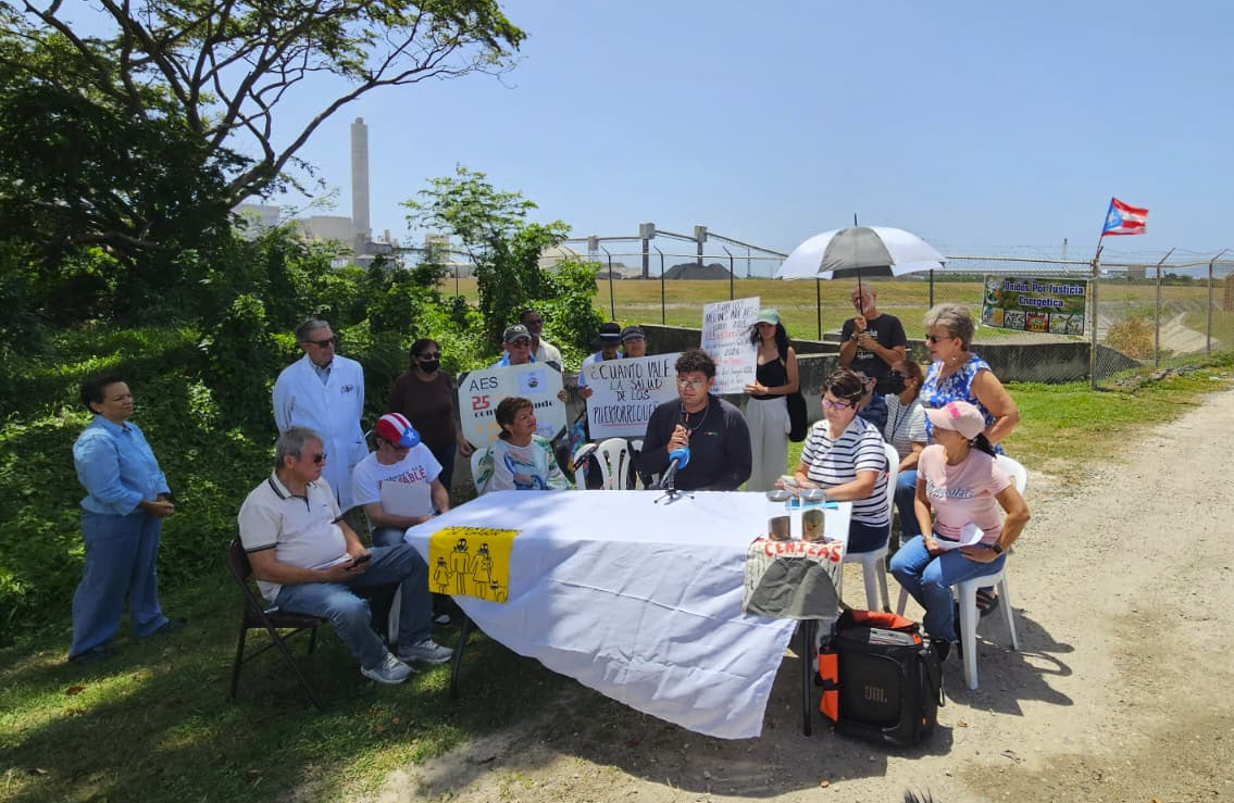 La carbonera AES sigue favorecida por el Gobierno a pesar de la contaminación que genera