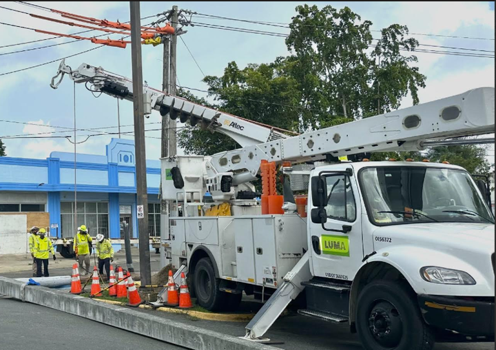 CAMBIO propone un sistema eléctrico público renovado
