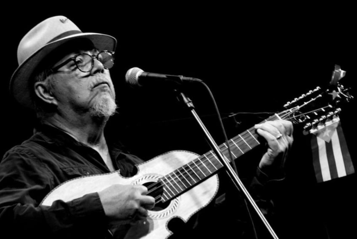 Concierto Trovadores del Mundo dedicado a Madres Contra la Guerra