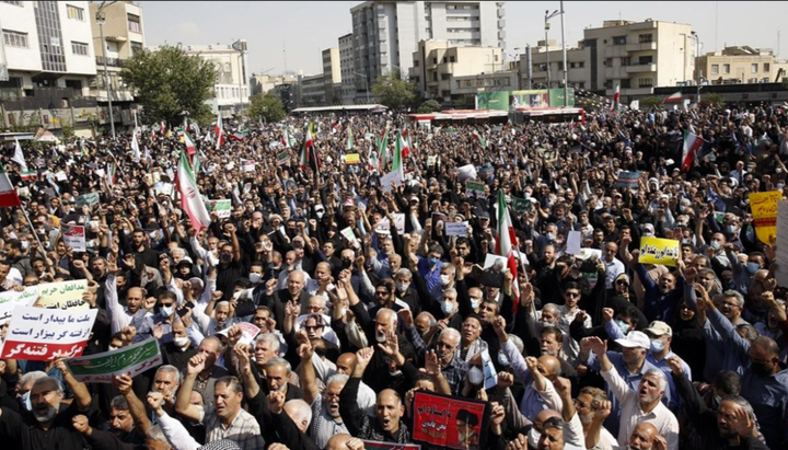 Irán: Disturbios violentos y una gran guerra en camino