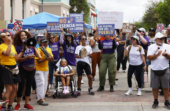 ¡A la marcha contra ESCENCIA!