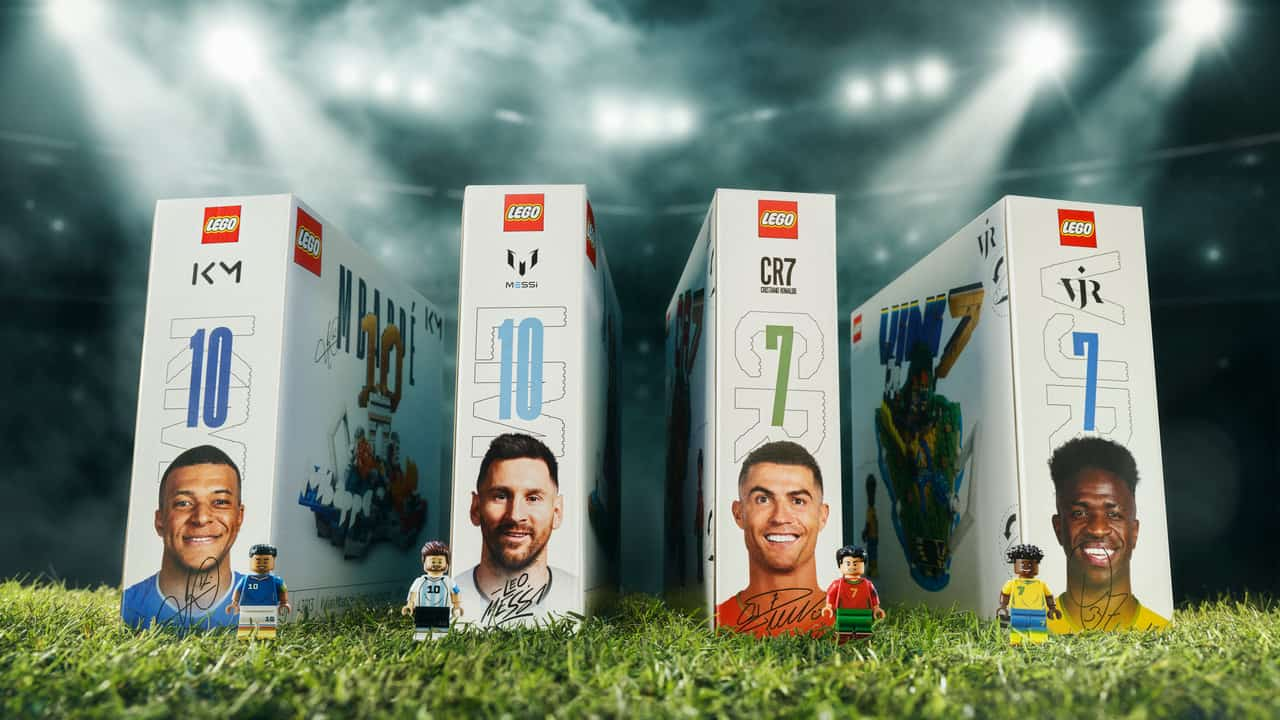 LEGO and FIFA 2026 - Collectible product lines