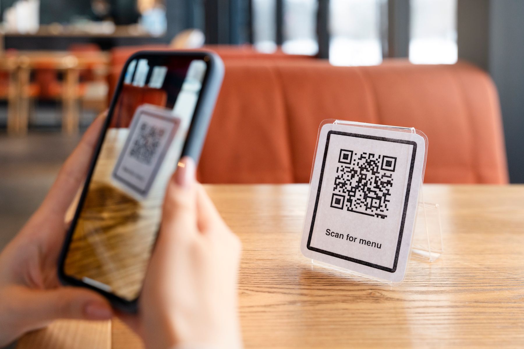 Navigating privacy concerns: Hong Kong restaurants' data collection practices exposed