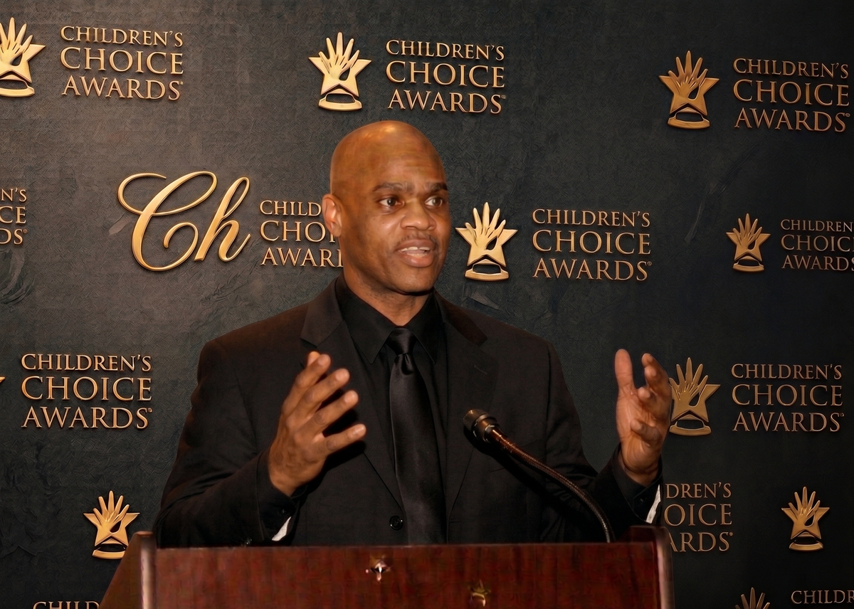 Vince Ferguson Reflects on His 1994 Children's Choice Awards with Michael Jackson