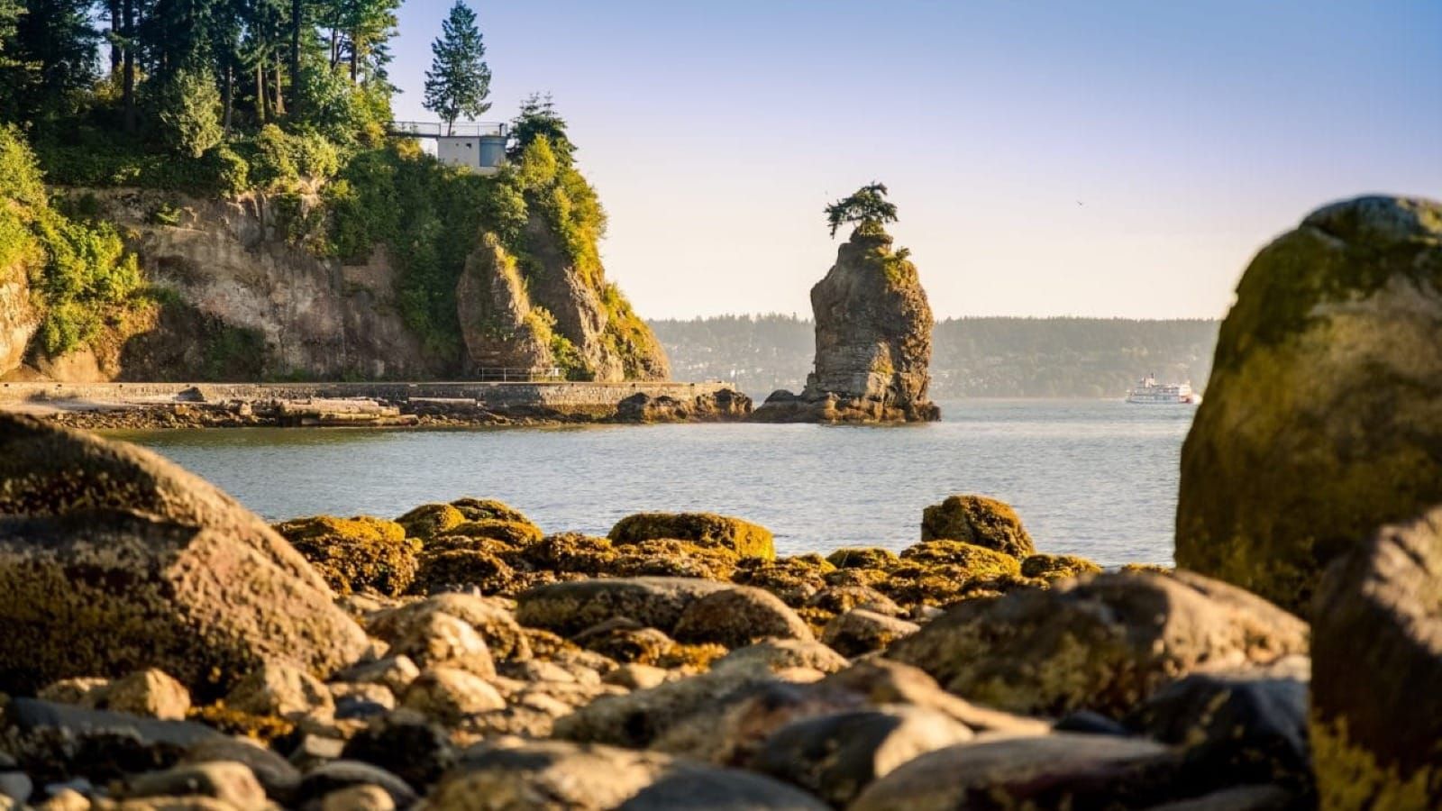 Siwash Rock, Stanley Park, Vancouver