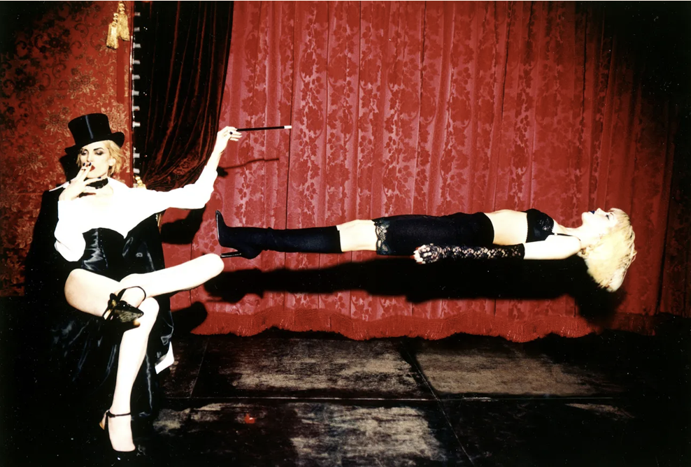 Raad geeft noodsteun aan Fotomuseum en SAC in Wyck