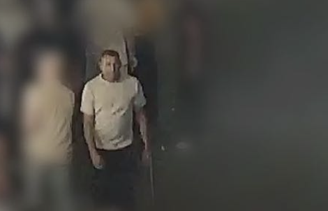 Beeld en video van aanval met straatklinker in Wyck