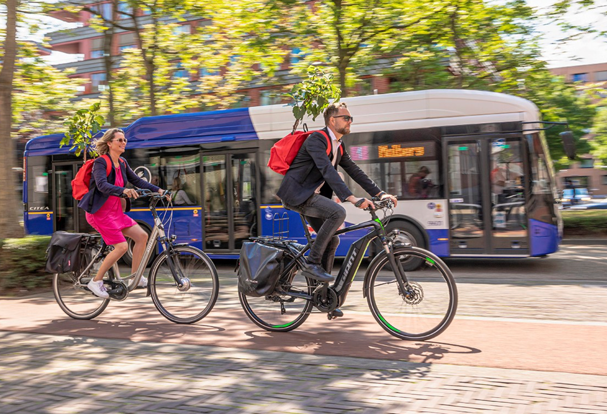 Gratis deelfietsen en pendelbusjes Randwyck