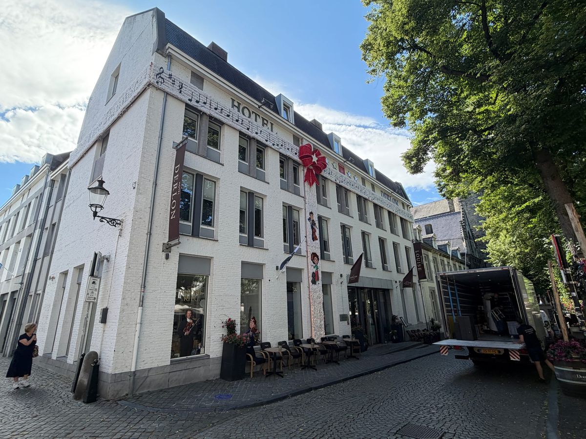 Rieu kan maar niet slagen voor het strik-diploma