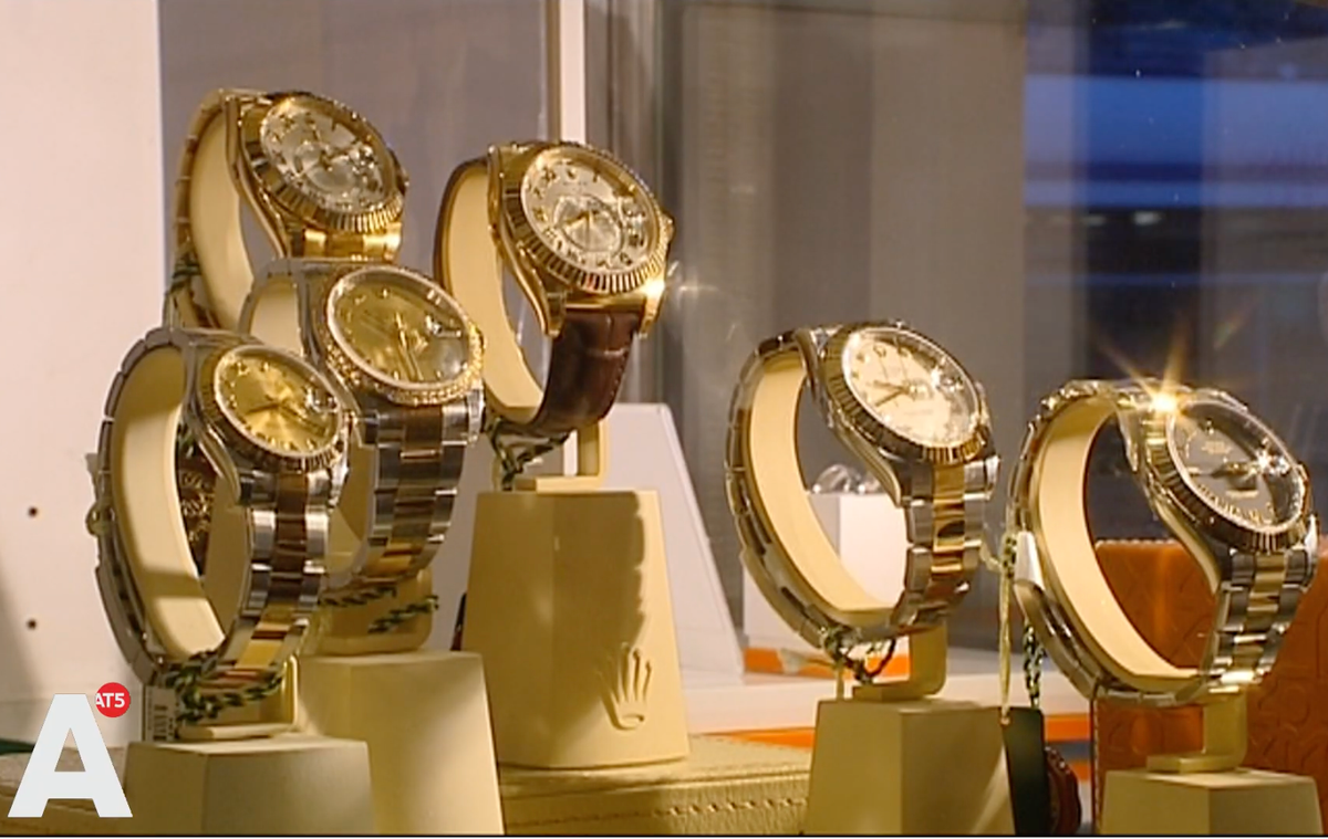 Politie hoort nu toch toegetakelde slachtoffers horloge-rovers