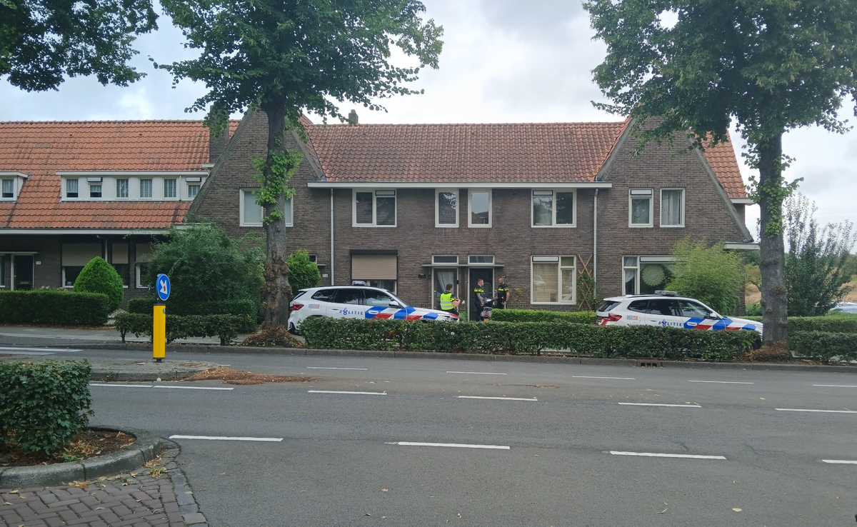 Politie onderzoekt lijkvinding in Statensingel
