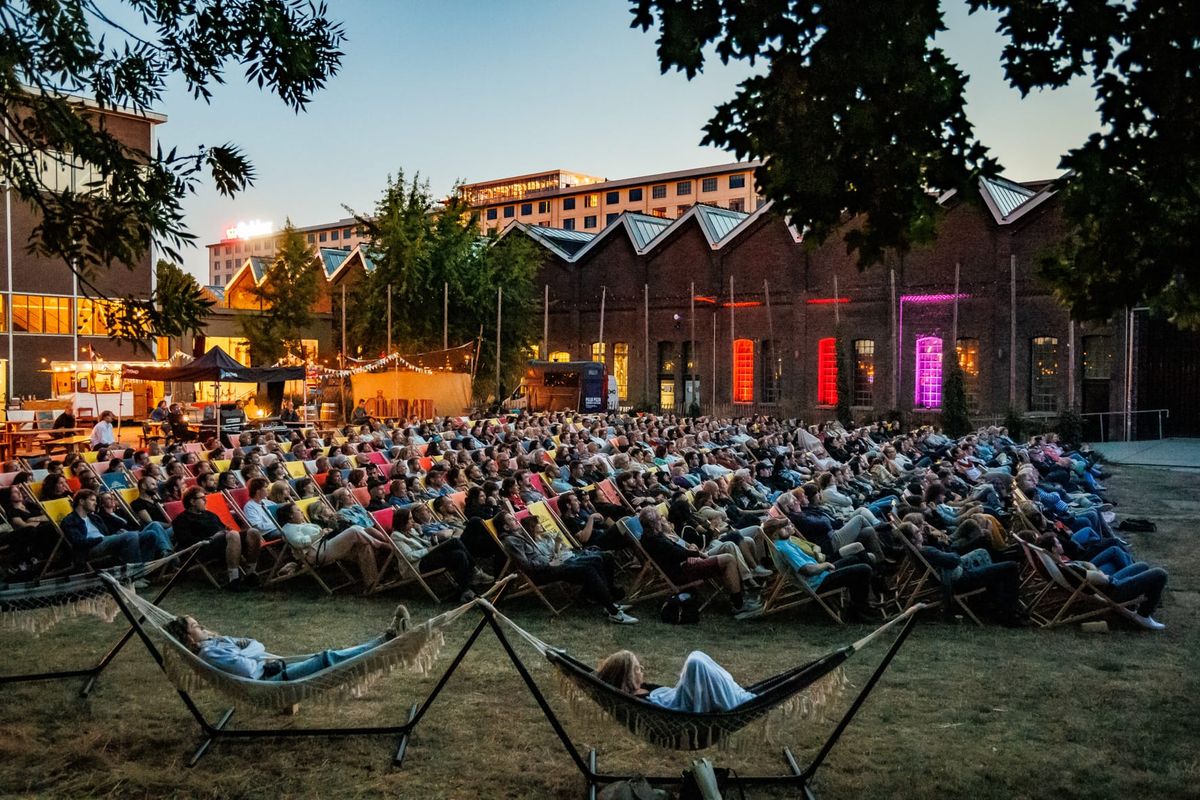 Genieten bij Lumière vanaf je ligstoel