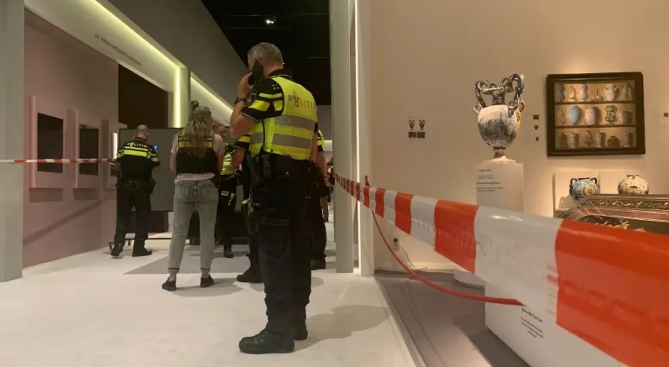 Loop niet achteruit op de Tefaf