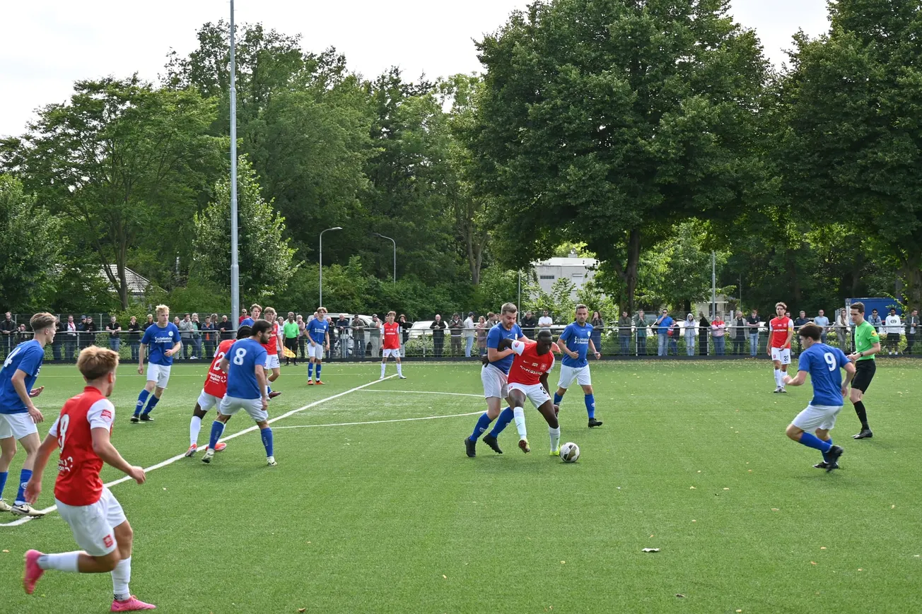 Jubilerend RKHSV biedt dapper weerstand tegen MVV: 1-5