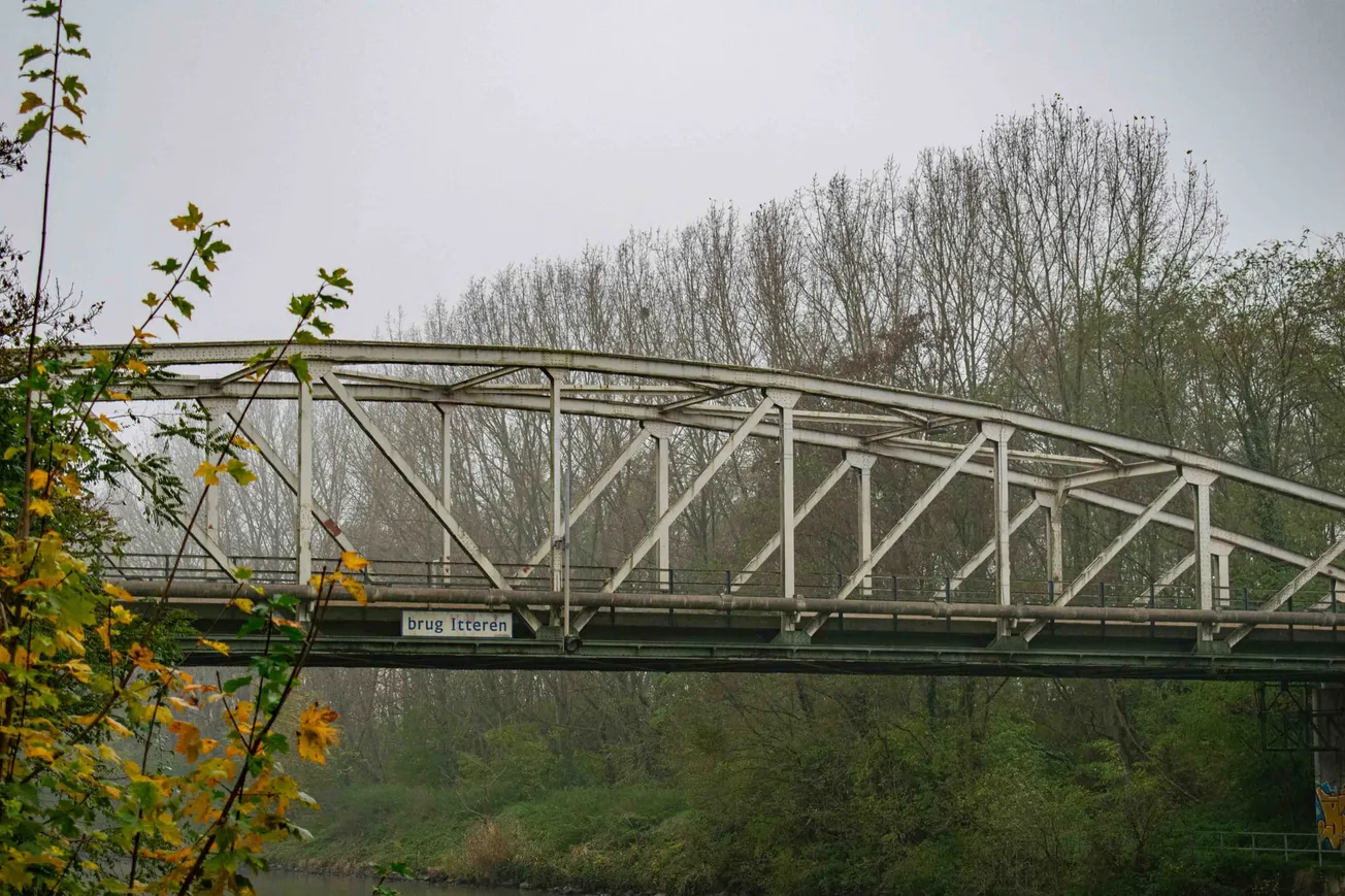 Twee nieuwe bruggen over Maas en Julianakanaal