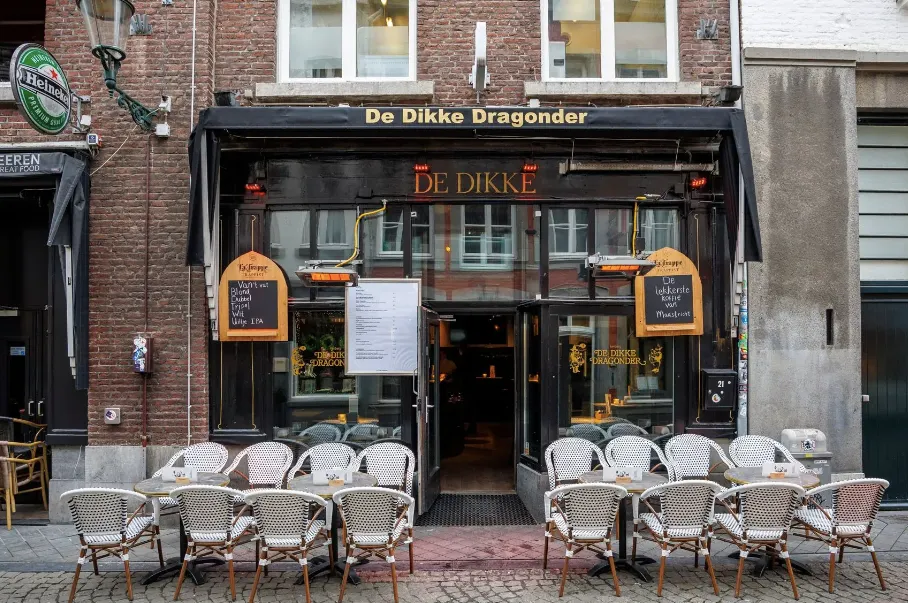 De Dikke te koop, spelletje Monopoly voor buurman?