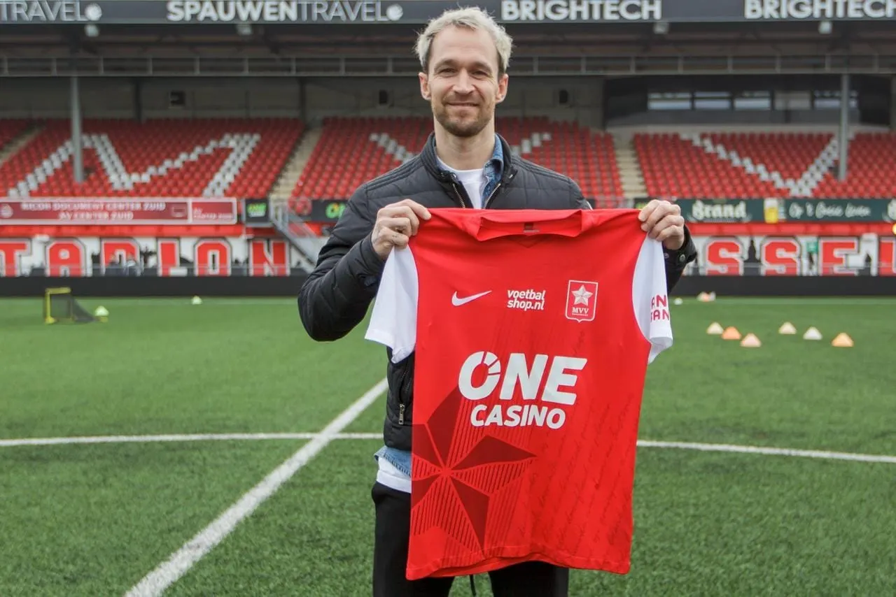 Robert Klaasen per direct naar MVV Maastricht