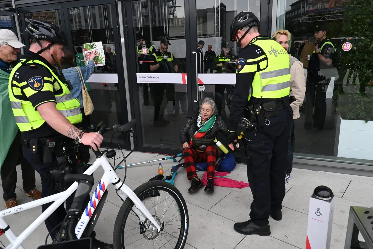 Het demonstratierecht schuurt, en dat is maar goed ook