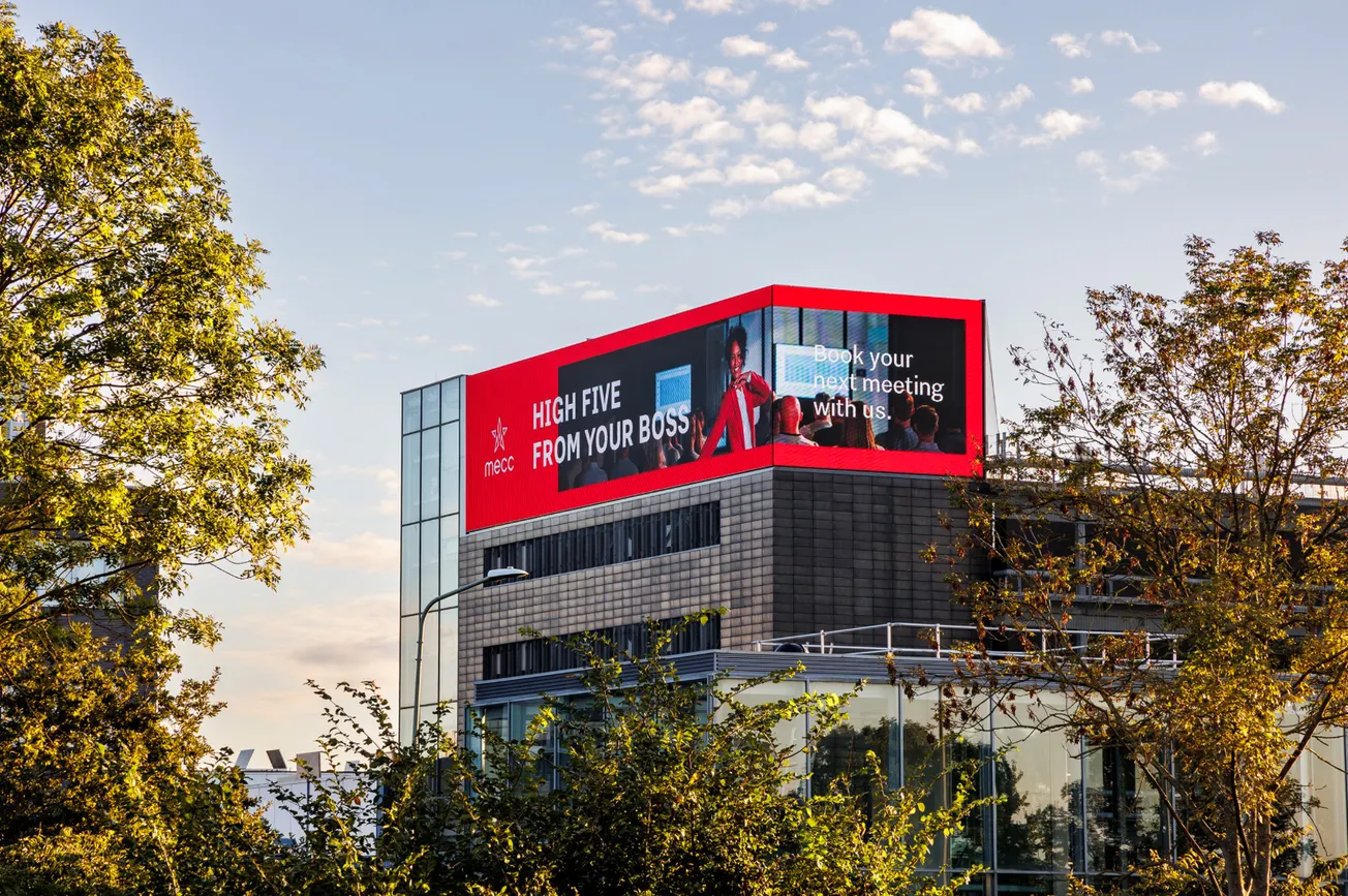 Vragen CDA over afwijzen led-reclame Tristan Pans