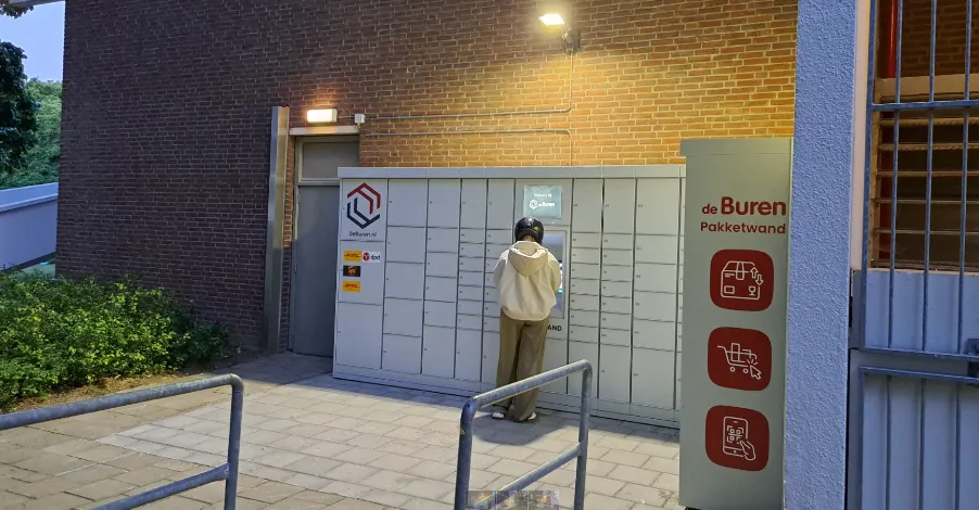 Gevoel van onveiligheid bij pakketwand Veliahof