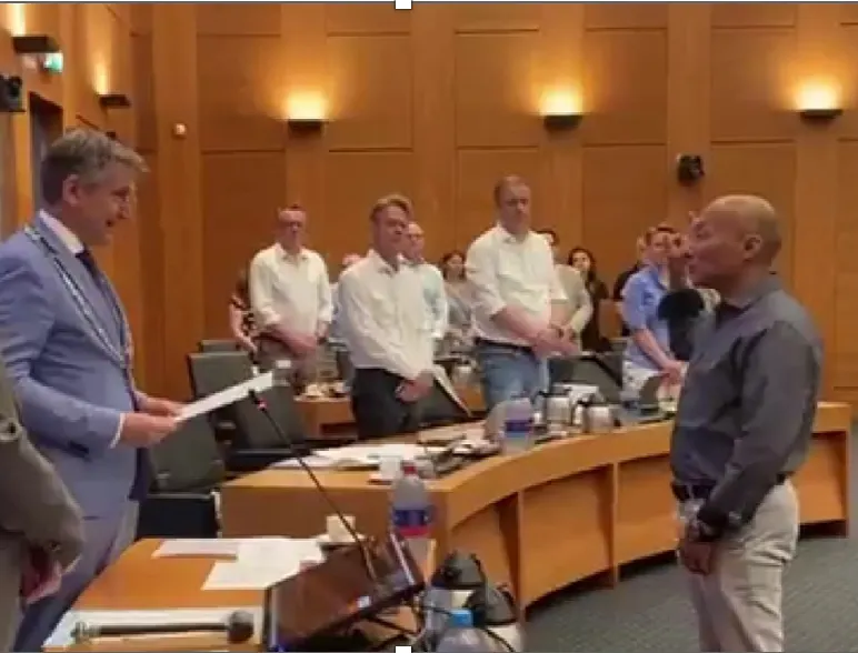 Do-Hyung Janssen uit Seoel burgerraadslid FVD