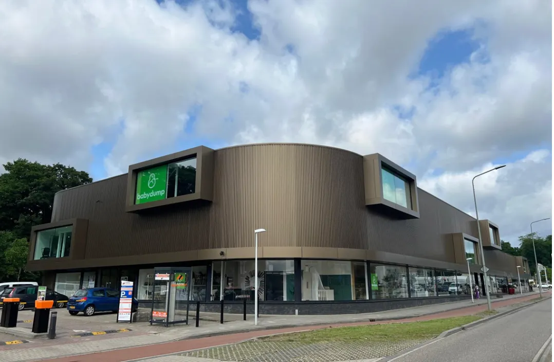 Jeroen Pans, terug naar basis in veel kleinere winkel