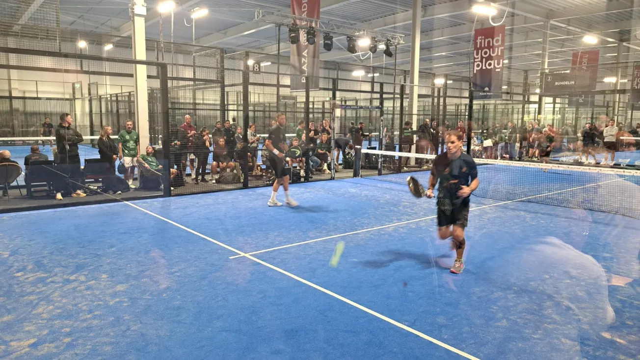 100 horecateams en oud topvoetballers padellen
