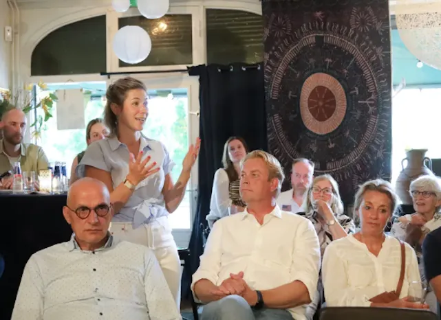 Kopzorgen over kritische Van de Kandelaar bij D66