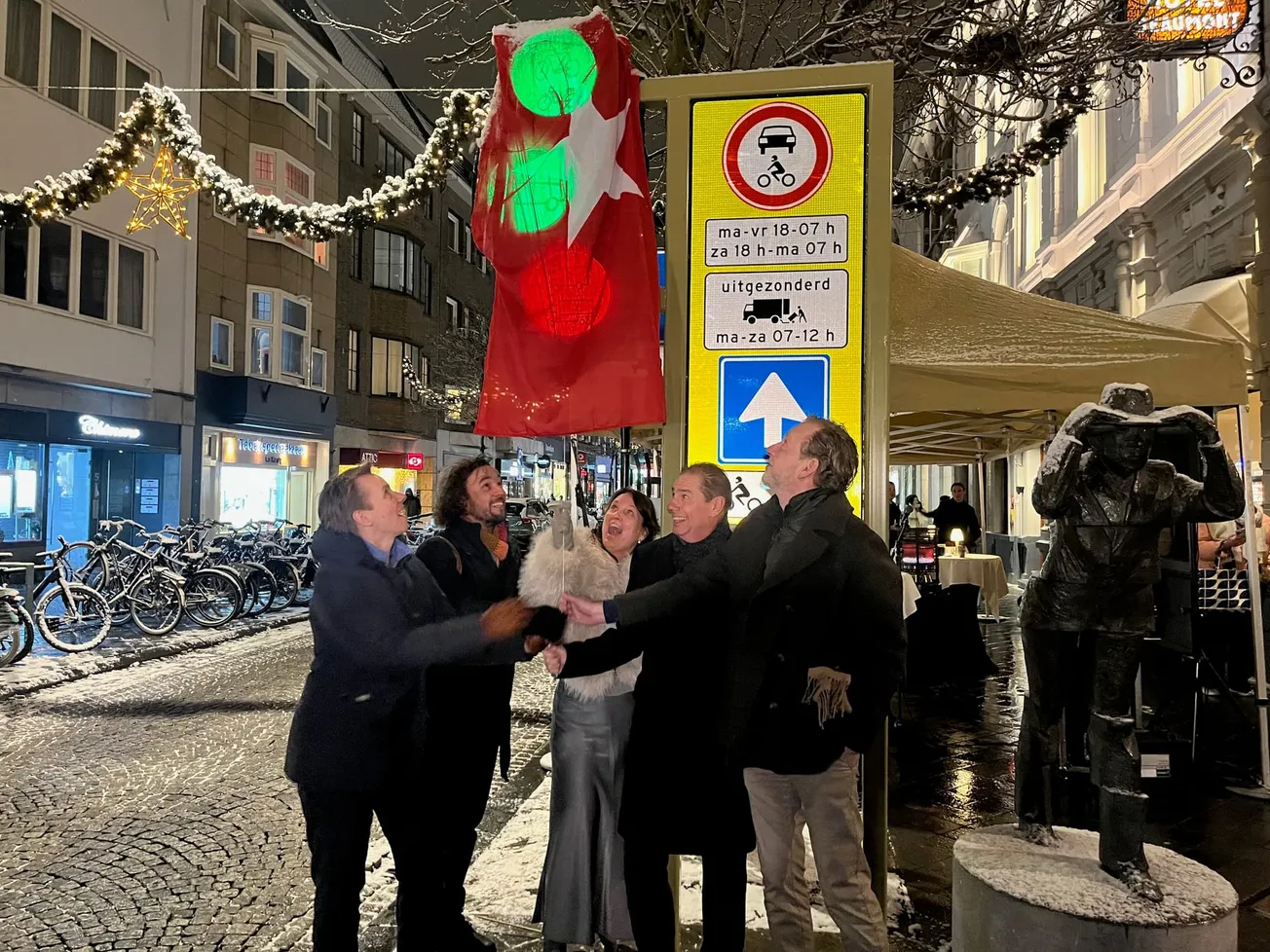 Proef autoluw Wyck begonnen