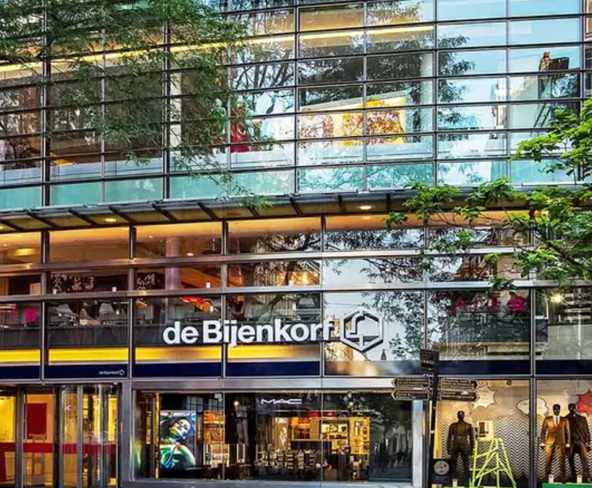 Bijenkorf gaat banen schrappen
