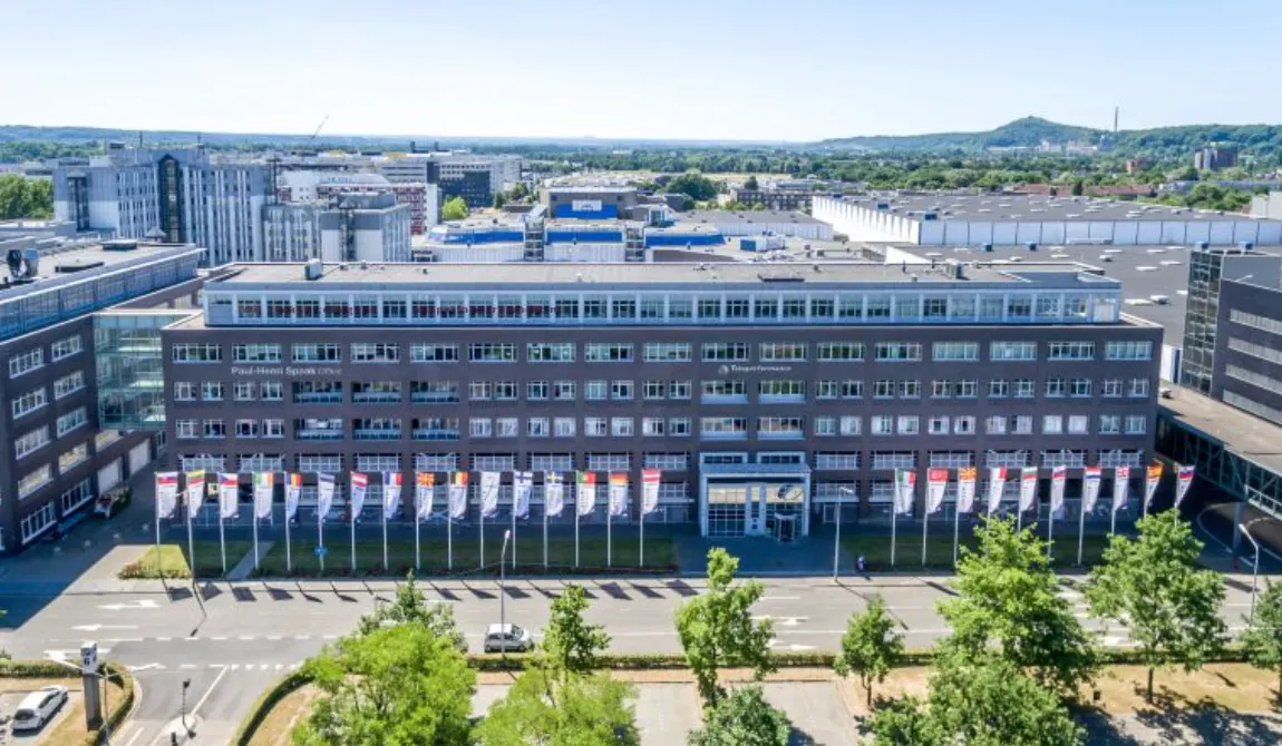 Universiteit huurt groot kantoorgebouw naast MECC