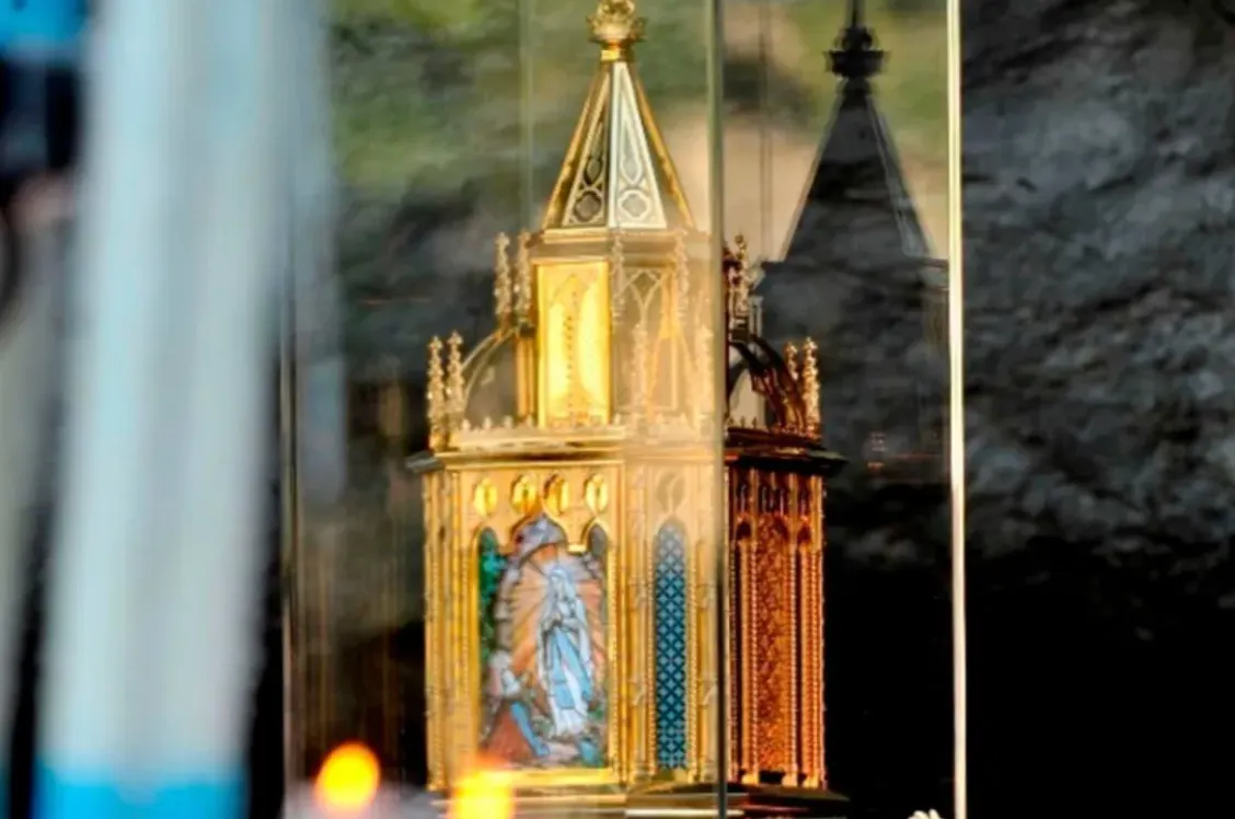 Lourdesviering in Wittevrouwenveld