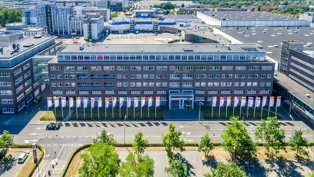 FPM: "Universiteit steunt zionist met huur kantoor Randwyck"