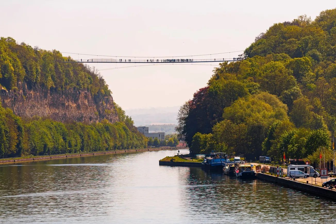 Hangbrug bij Kanne geopend