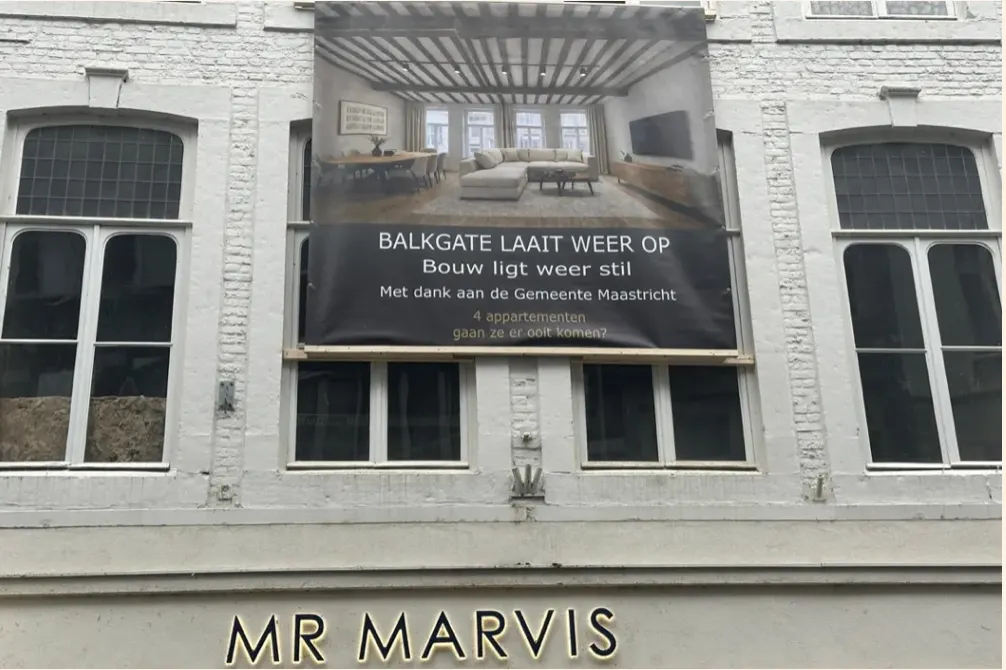 Monumentenbeleid, Welstand en ambtenaren houden stad in houdgreep