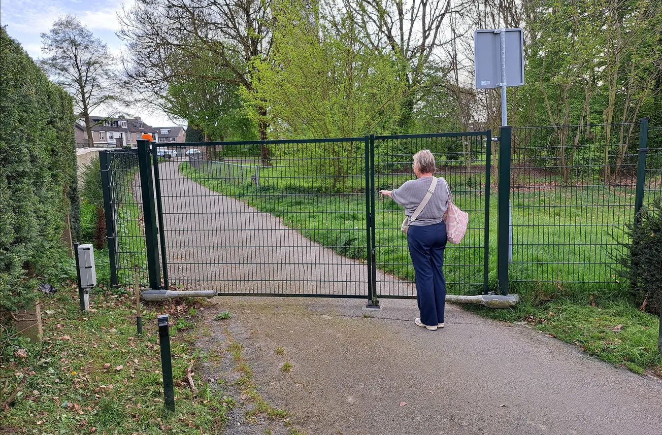 Het spookt op de begraafplaats Tongerseweg